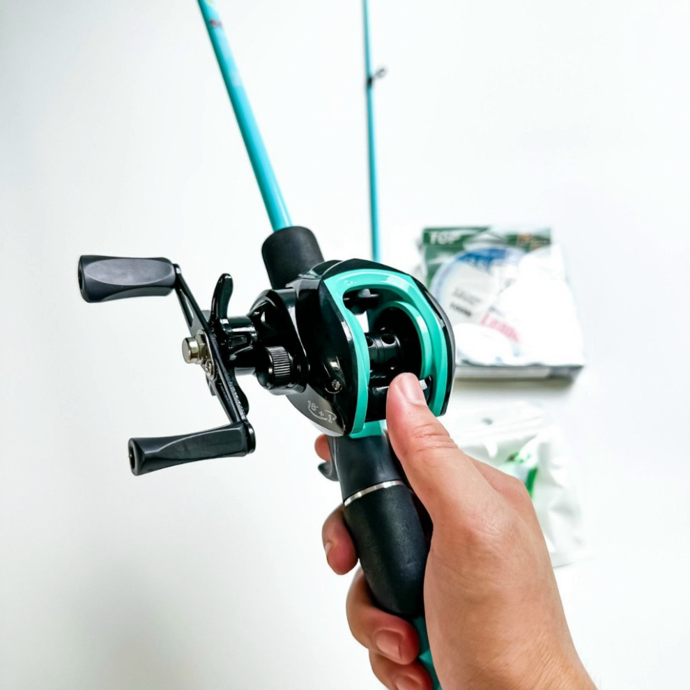 Combo Lure SaSuKe Carbon xanh ngọc Kèm Máy Ngang Kim Loại Và Quà Tặng - DCTT gạucxmn123