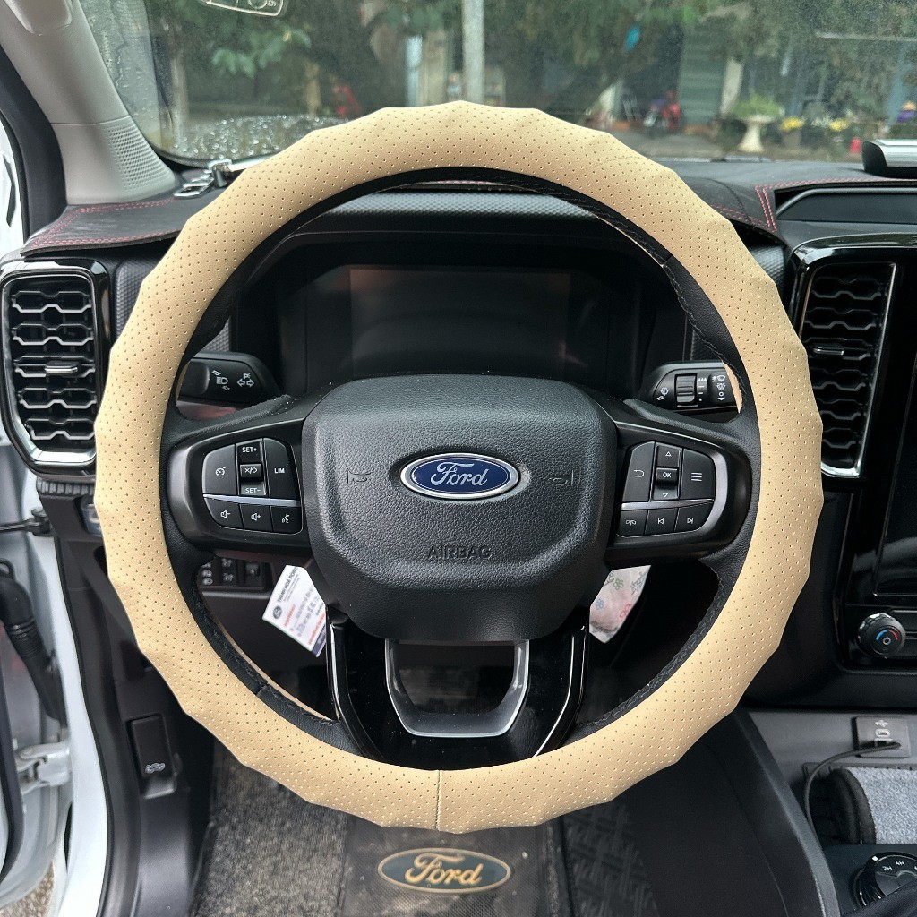 Bọc vô lăng chất liệu da Nappa cao cấp chống mồ hôi tay, đầm chắc tay lái dành cho xe vô lăng size 38cm
