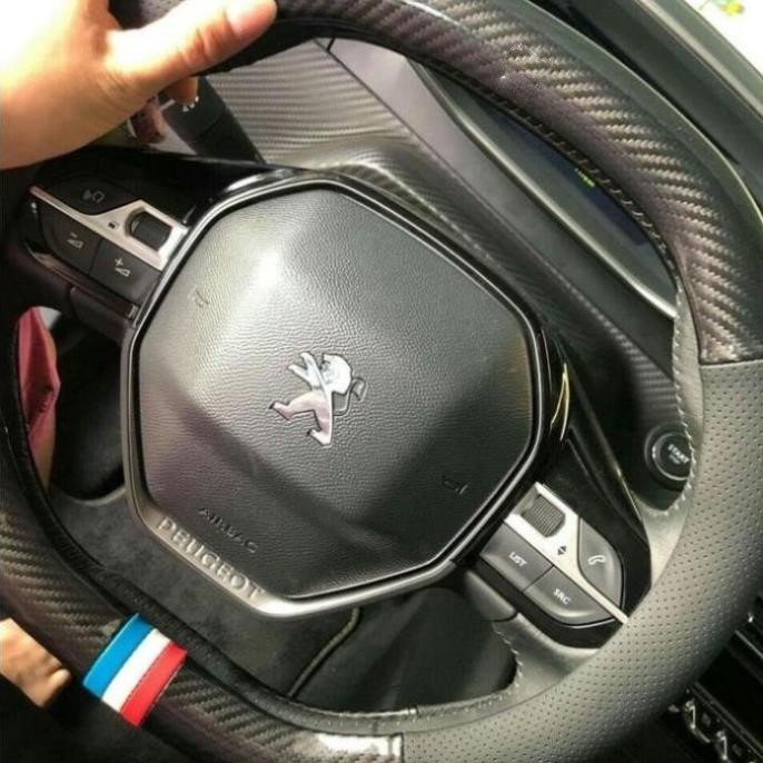 Vỏ bọc vô lăng xe hơi Peugeot 2008 3008 5008 408 loại carbon d cut 2 đầu có lỗ thông hơi thoáng khí cao cấp