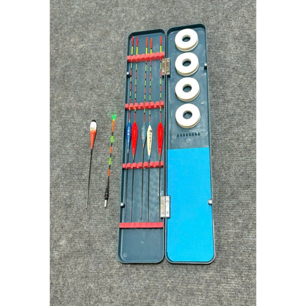Combo Hộp phao xanh & 5 Phao Ngày + 1  phao điện  ( kèm pin ) gal562hh