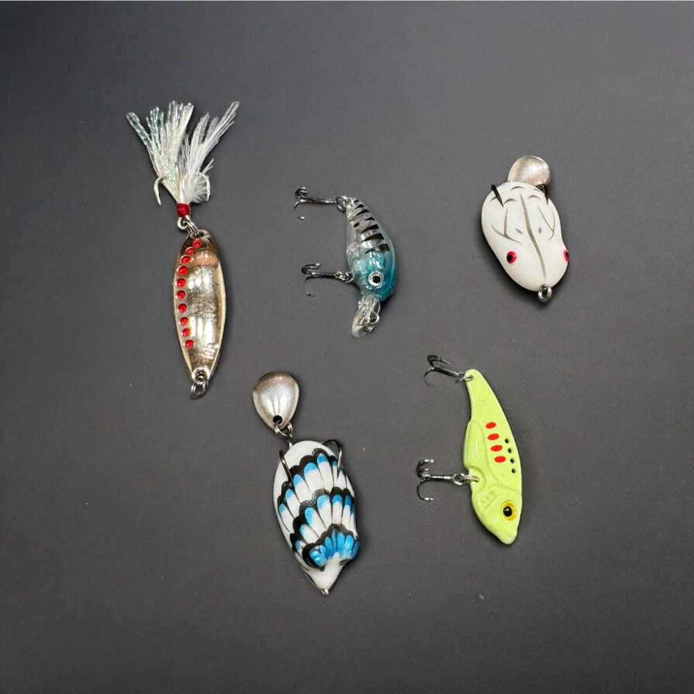 Mồi câu cá  Combo hộp mồi  lure  5 con  Đánh tổng hợp , Cá lóc . cá sộp cá phi  cá chẽm gal562hh