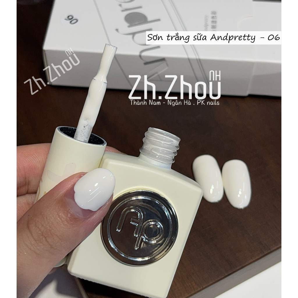 Sơn gel trắng sữa And 04 chất đặc, mịn, mướt.