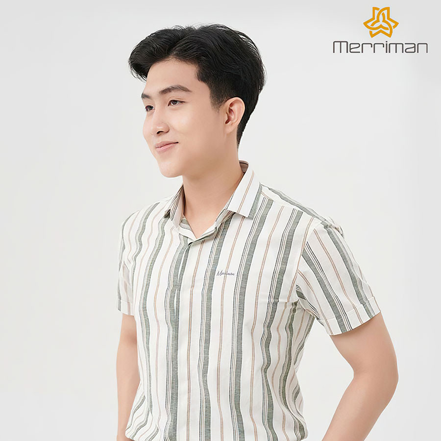 MERRIMAN SALE - Áo Sơ Mi Tay Ngắn, Màu Trắng - Xanh Lá, Họa Tiết Sọc Dọc, Form Slimbody Lai Bầu