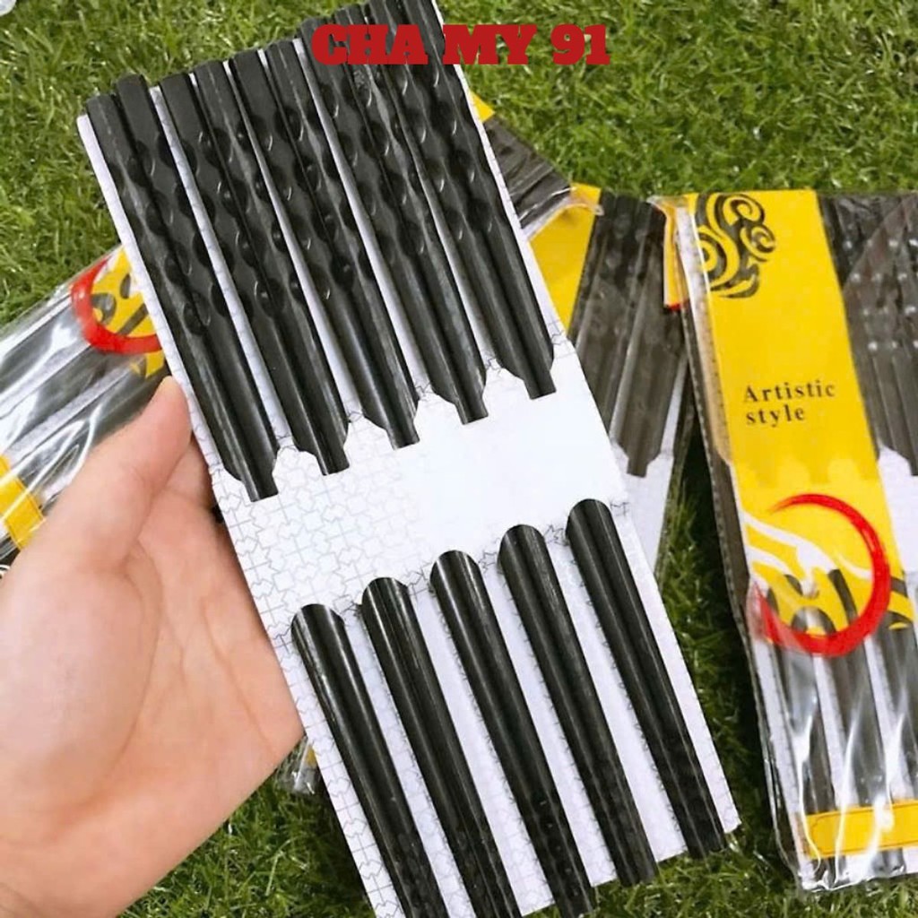 10 ĐÔI ĐŨA NHỰA LƯỢN SÓNG, Đũa Nhựa Phip Đen - MÃ: DUAANCOM85