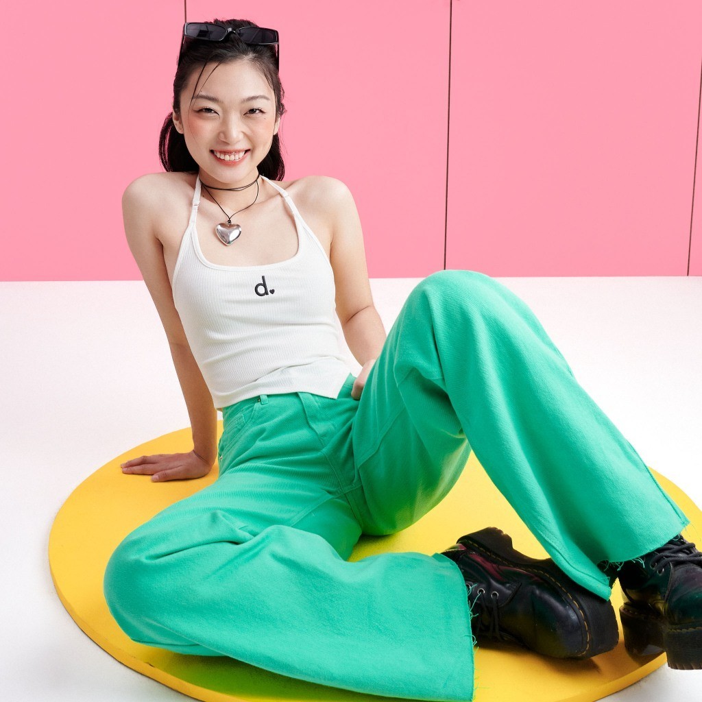 Ảnh DOTTIE - Quần jeans dài ống rộng nữ - Xanh lá - Q0282 3