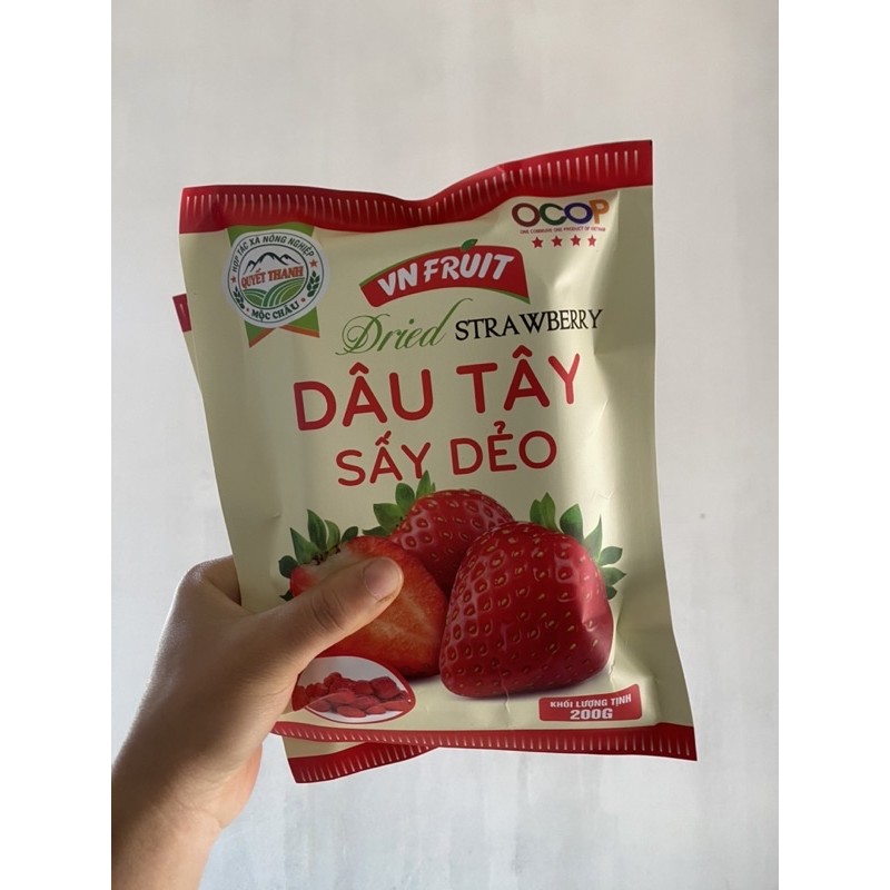 Dâu Tây sấy dẻo Mộc Châu 200gr - Dâu Tây Mộc Châu( Dâu tây sấy dẻo htx Quyết Thanh)
