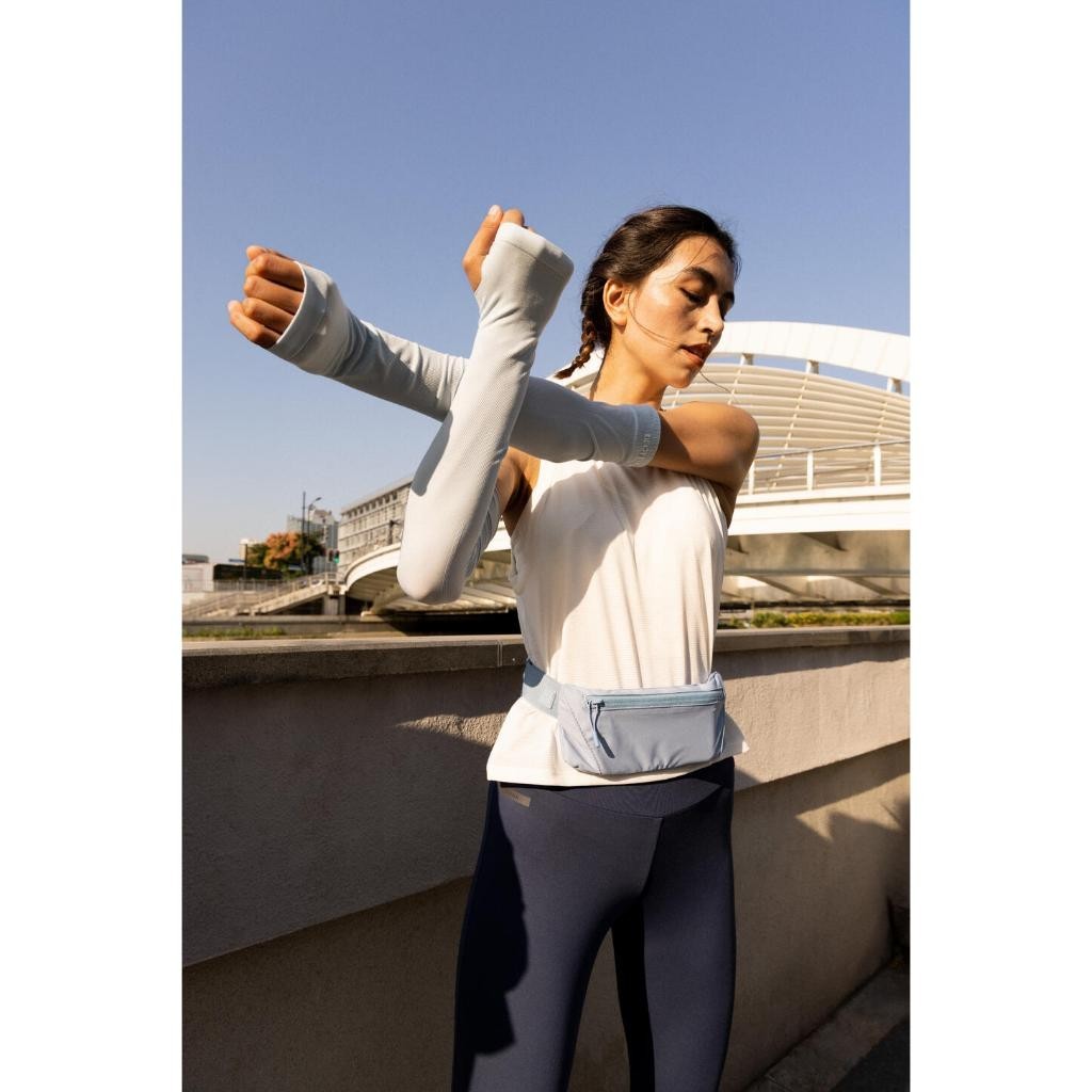 Ảnh Găng cánh tay chạy bộ chống tia cực tím Kiprun xanh dương DECATHLON 8873244 3