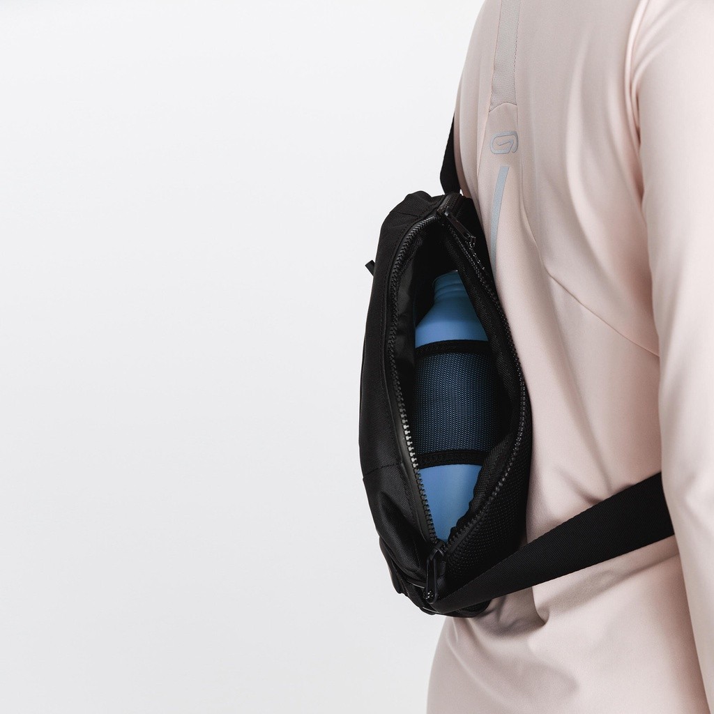 Ảnh Túi chạy bộ đeo chéo đen DECATHLON kalenji mã 8588758 4