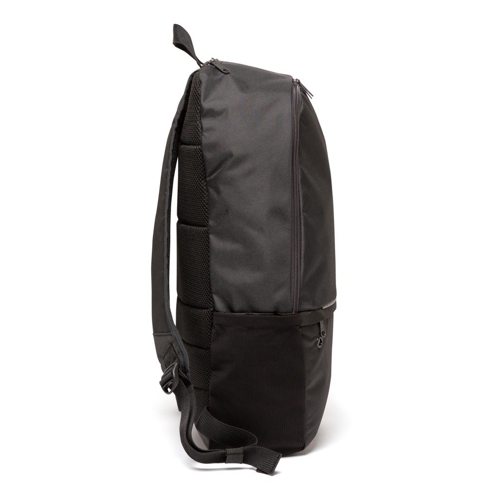 Ảnh Balô thể thao essential 24 l đen kipsta mã 8641002 4