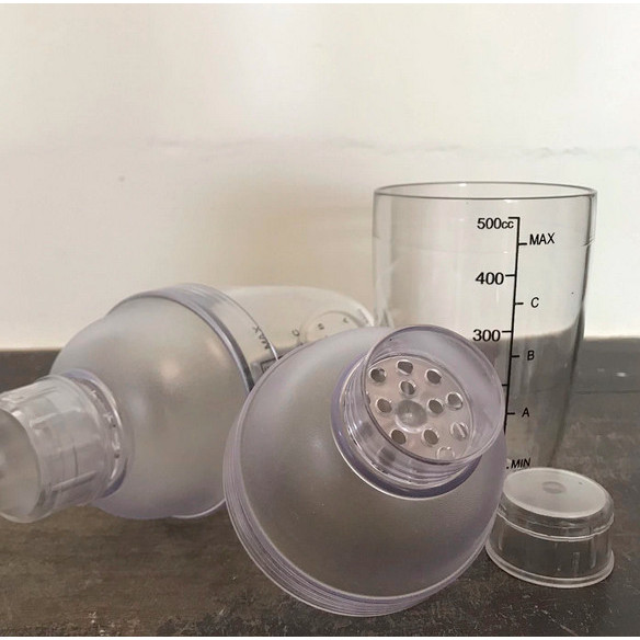 Bình Lắc Pha Chế Shaker Nhựa Trong Suốt 530Ml Có Vạch Chia
