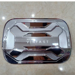 Ốp nắp bình xăng xe Vinfast LUX A chất liệu mạ crom cao cấp