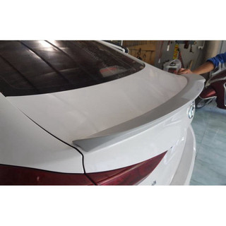 Đuôi gió liền cốp xe Huyndai Elantra đời 2019 - 2025 (Hàng mộc khách chưa sơn)