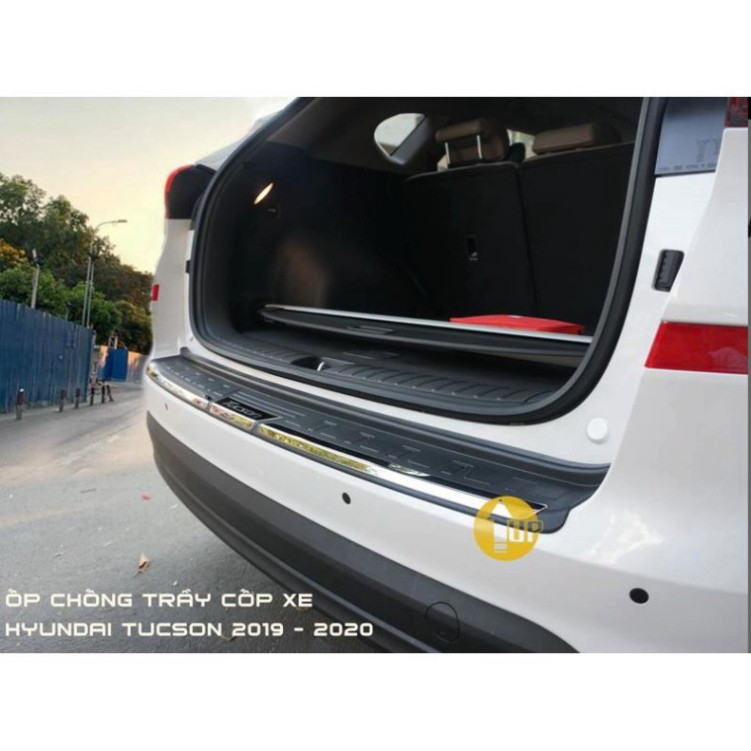 ốp chống trầy cốp ngoài xe Tucson 2019-2020, chất liệu nhựa 3D cao cấp