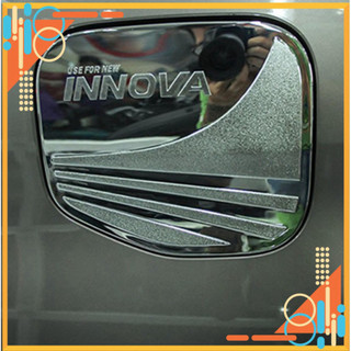 Ốp nắp bình xăng mạ crom xe Toyota Innova 2017- 2022 nhựa mạ crom cao cấp