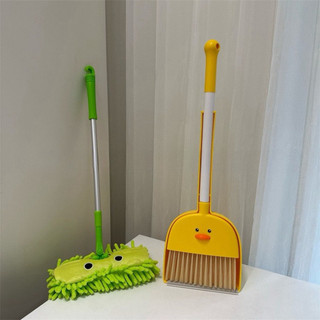 Bộ Đồ Chơi Quét Dọn Mini Cho Trẻ Em – Gồm Chổi Quét Nhà, Hót Rác và Cây Lau Nhà Dễ Thương Cho Bé Chơi.
