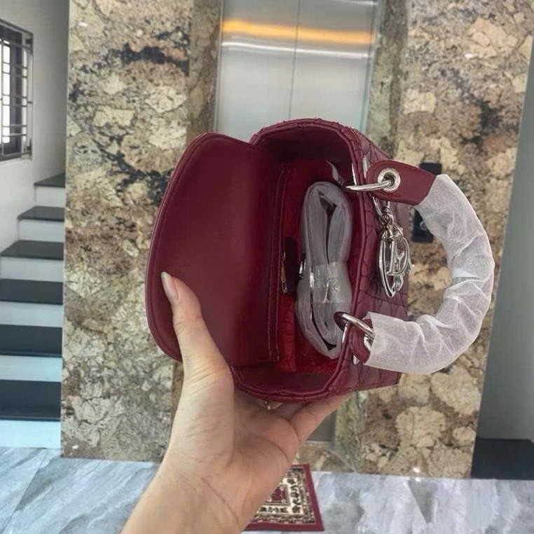 Túi cầm tay nữ túi đeo chéo size 17cm kèm hộp