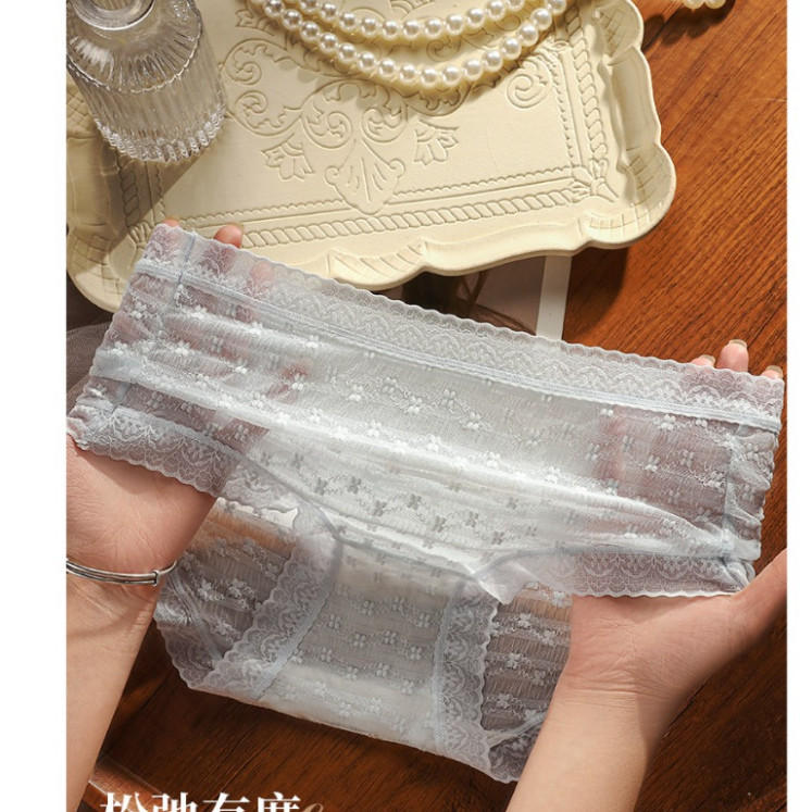 Quần lót nữ đáy tơ tằm mềm mịn, kháng khuẩn, thoáng khí, vải ren không vết hằn, mỏng nhẹ 2683