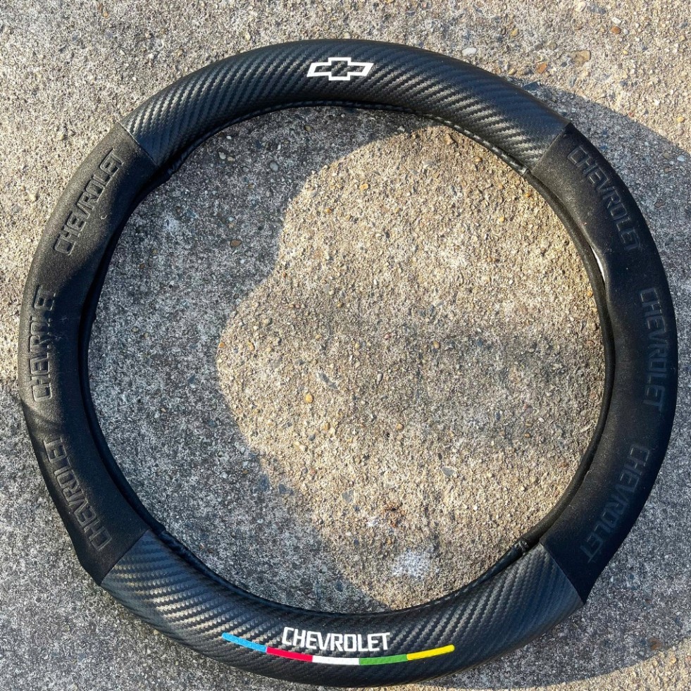 Bọc Vô Lăng carbon Chevrolet Cruzer Spark Orlando Trax Colorado Traiblazer  size 38cm