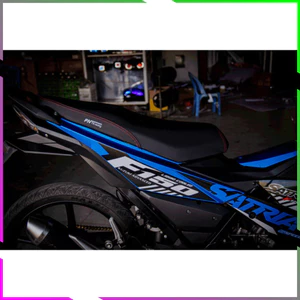 Tem Dán Tem Đỏ Xanh Trắng Đen Satria Mẫu Mới Decal 3 Lớp cao cấp chống nước Logo mã 3083F