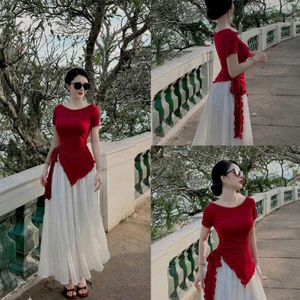 Set áo thun tăm phối tà nhọn kết bông tua rua và chân váy tơ maxi dài chuẩn đẹp