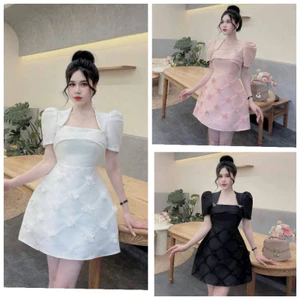 Đầm thiết kế đi tiệc chất tapta tay ngắn búp phồng đính phụ kiện váy chữ A đính bông mini có 3 màu tôn da