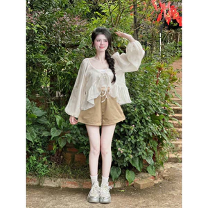 Set bộ ba món quần kaki áo tơ kèm áo ống gân tăm