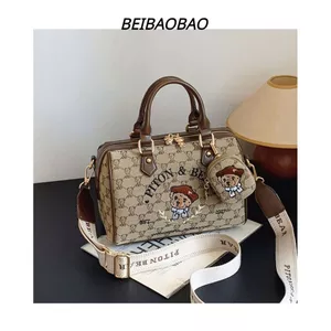 Túi Đeo Chéo BeiBaoBao Logo Gấu Thêu Cao Cấp Chính Hãng 8346