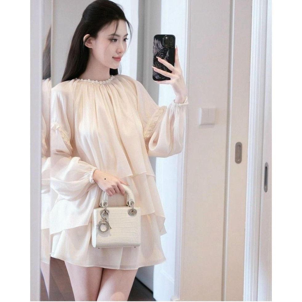 Set Áo Tơ Mix Chân Váy Xoè Tiểu Thư, Thiết Kế Họa Tiết Cổ Ngọc Chất Tơ Mềm Phong Cách Nữ Tính Điệu Đà