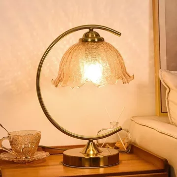 Đèn bàn hoa văn cổ điển, đèn ngủ phòng ngủ, đèn ngủ kiểu Mỹ Pháp, đèn sang trọng cao cấp, đèn ngủ đêm cưới, đèn tạo khôn