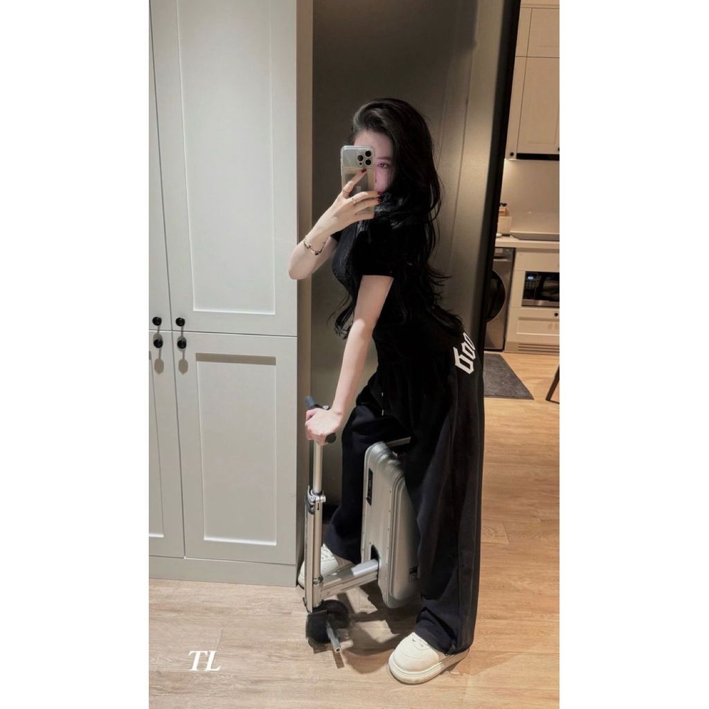 Sét Áo Thun Babytee Ôm Body In BAD Chữ Kiểu Phối Kèm Quần Dài Chữ Hông Chất Liệu Cotton Mềm Mịn
