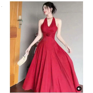 Đầm maxi thiết kế cổ yếm đính hoa váy xòe chất tơ phong cách dạ hội hiện đại sang trọng cho nàng đi tiệc đi chơi S
