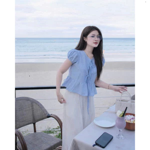 {tăng quà} Set đồ xinh Áo sơ mi cổ tròn tay phồng phối quần lụa ống suông. Shop Uyên Fashion