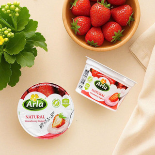 Sữa chua nguội Arla Natural Yogurt Đức cho bé từ 1 tuổi - Vỉ 6 hộp x 100g vị dâu và cherry