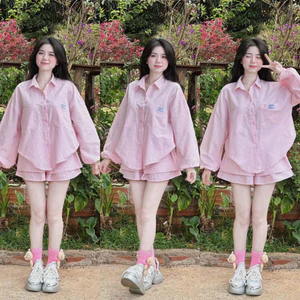 Set bộ đồ Nữ cá tính năng động chất lụa kẻ sọc áo sơ mi dài tay bo chun cổ tay có túi mix quần đùi 2 lớp dày dặn