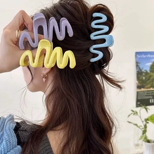 Kẹp Tóc Hình Càng Cua Sóng Xanh Pastel Chất Liệu Acrylic Phong Cách Hàn Quốc – Phụ Kiện Thời Trang Dễ Thương Cho Nữ