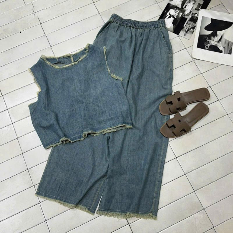[Luna chọn] BỘ ĐỒ JEAN ÁO CỔ TRÒN GÀI NÚT SAU PHỐI QUẦN DÀI ỐNG RỘNG😉đi chơi, dạo phố, shoping, hội họp bạn bè...đẹp mặ