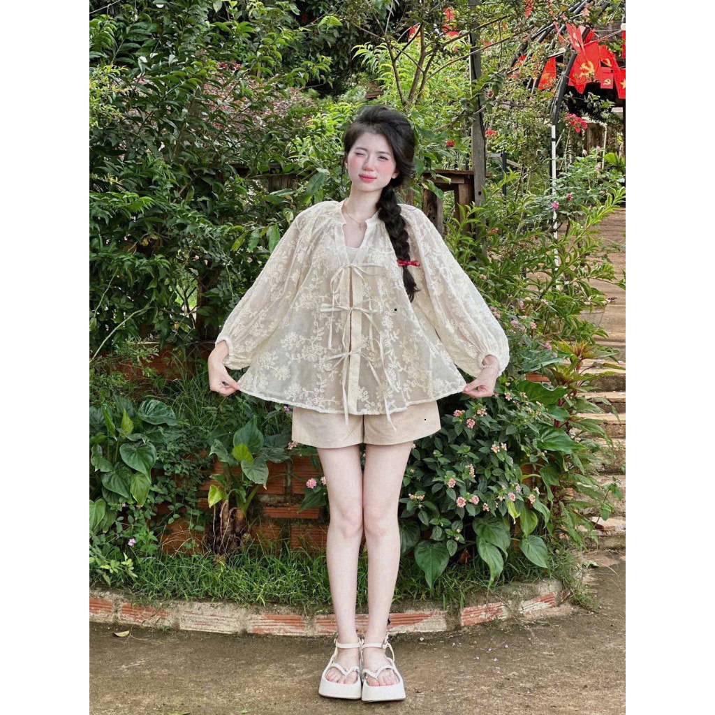 [Luna chọn] Set bộ nữ áo tay dài phồng áo cổ V thắt nơ dáng rộng chất thô thêu kèm quần đùi tuyết mưa dễ thương thích hợ