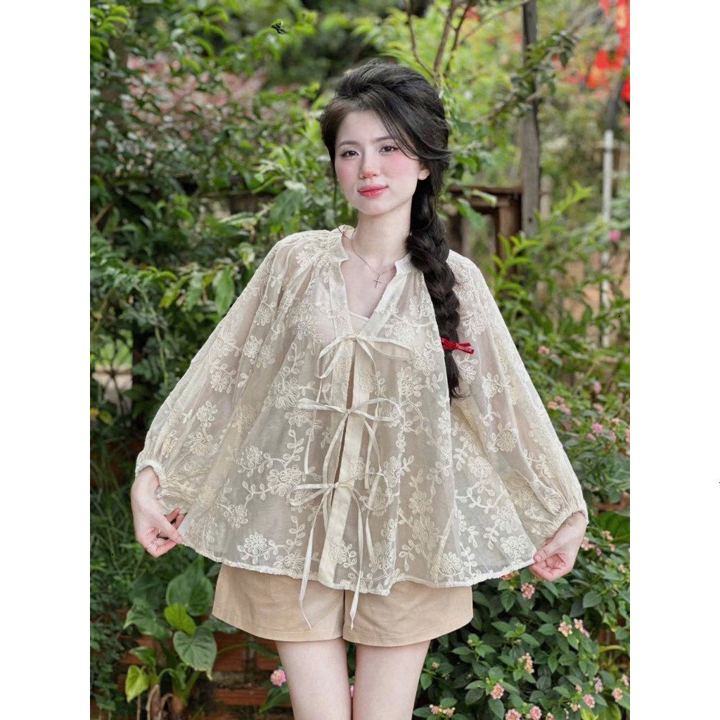 [Luna chọn] Set bộ nữ áo tay dài phồng áo cổ V thắt nơ dáng rộng chất thô thêu kèm quần đùi tuyết mưa dễ thương thích hợ