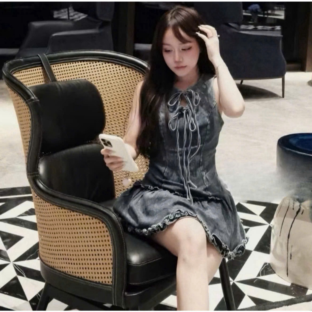 [Luna chọn] Đầm nữ jean qc tay cộc 3 lỗ cột dây nơ dáng ngắn xòe xinh xắn đáng yêu cho nàng mặc đi chơi, dạo phố SHOPBOS