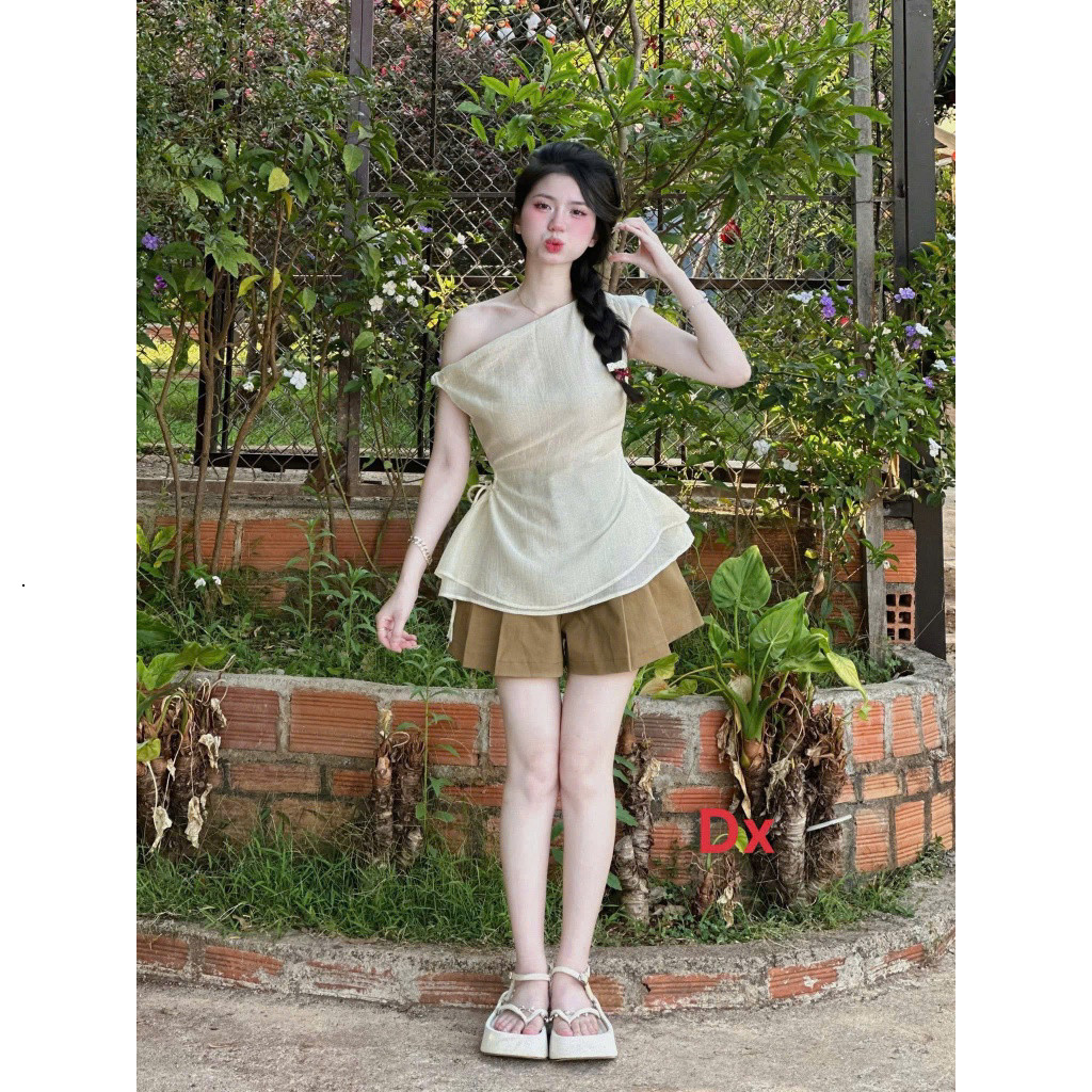 Set bộ thời trang nữ siêu dễ thương chất vải áo tơ lệch vai chiết eo nhẹ nhàng phối quần cotton hàn giả váy xinh