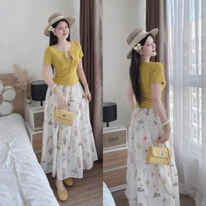 Set đồ nữ đi chơi đi biển áo thun tăm lạnh phối chân váy xòe chất tuyết mưa in họa tiết nữ tính Monfashion