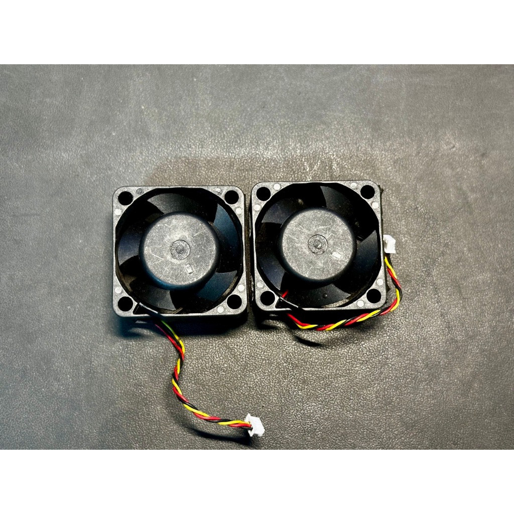 Quạt tản nhiệt 12V 4x4x2cm hàng tháo máy, làm mát linh kiện điện tử gọn bền