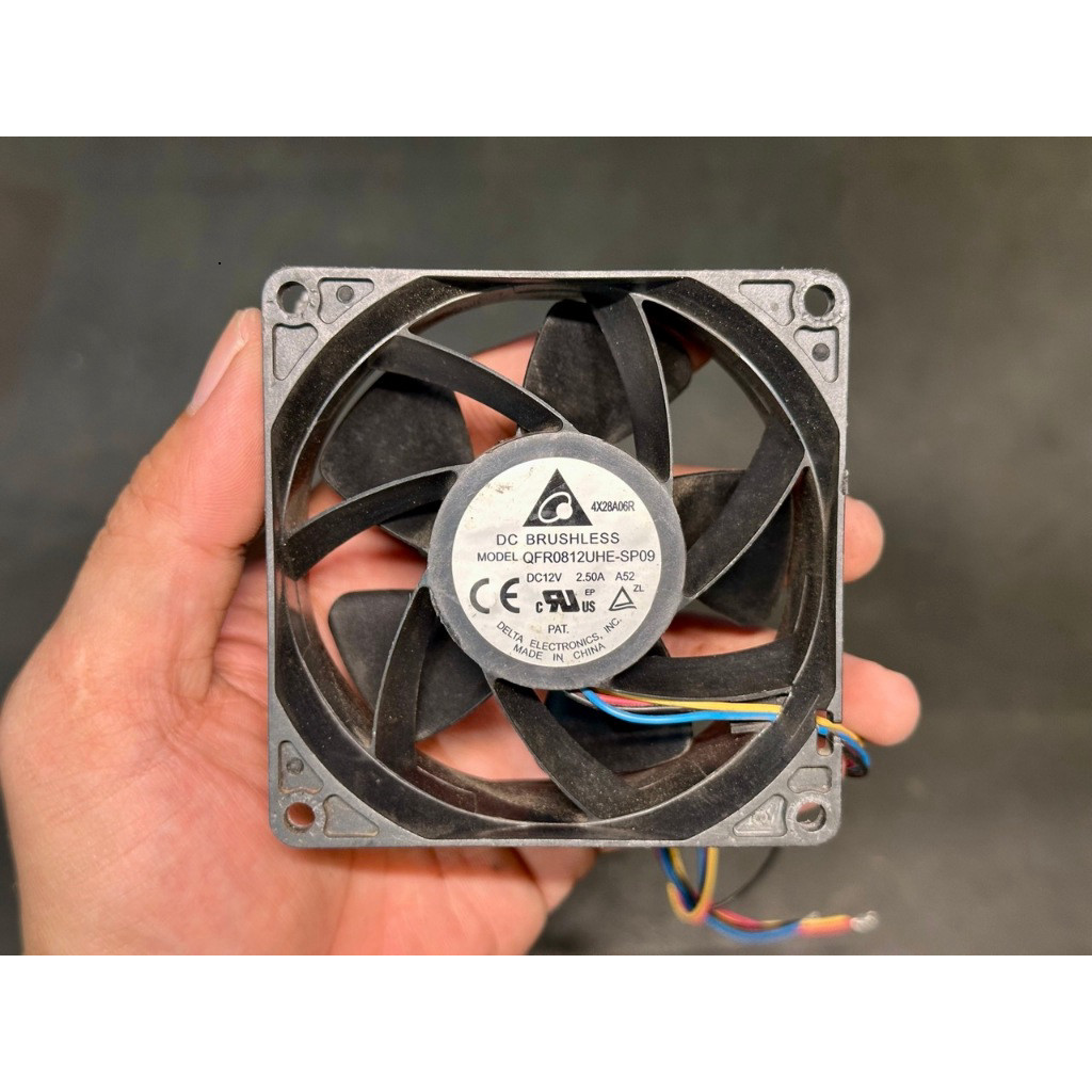 Quạt Brushless DC12V 80x80mm Tản Nhiệt Cho Máy Cấu Trúc