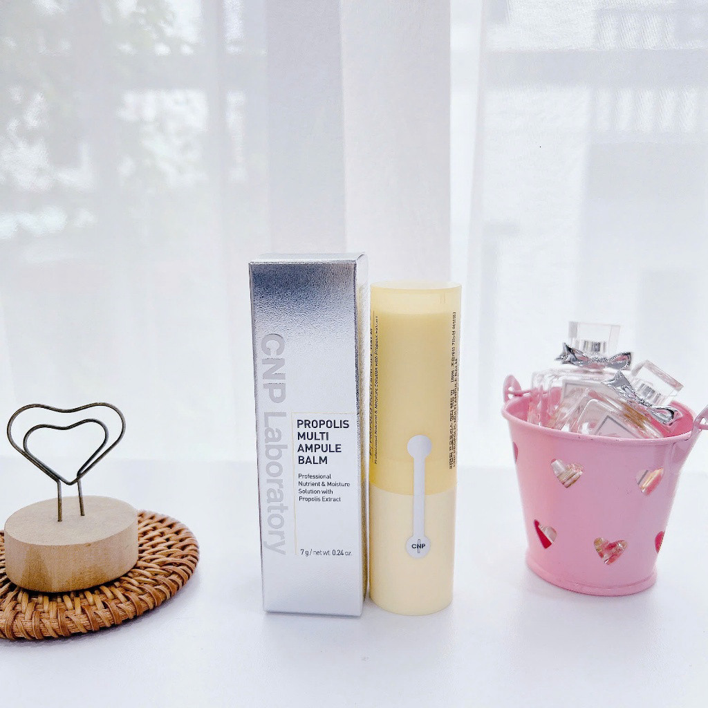 Thanh Dưỡng Đa Năng Keo Ong CNP Laboratory Propolis Multi Ampule Balm Giúp Da Mềm Mịn Sáng Khoẻ 7g