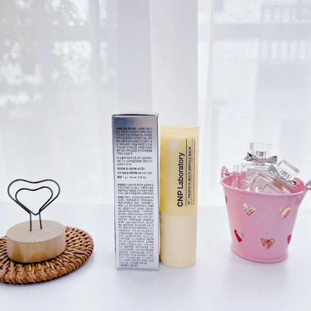 Thanh Dưỡng Đa Năng Keo Ong CNP Laboratory Propolis Multi Ampule Balm Giúp Da Mềm Mịn Sáng Khoẻ 7g