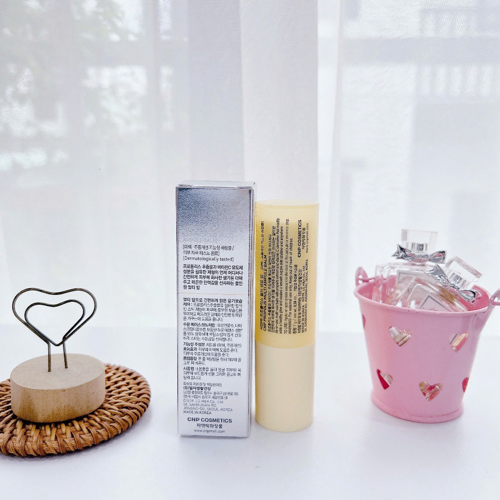 Thanh Dưỡng Đa Năng Keo Ong CNP Laboratory Propolis Multi Ampule Balm Giúp Da Mềm Mịn Sáng Khoẻ 7g