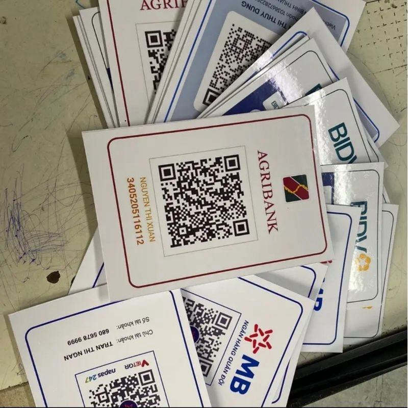 SET 2 MÃ QR ÉP NHỰA In Theo Yêu Cầu - In nhanh bền màu - Giao ngay trong ngày