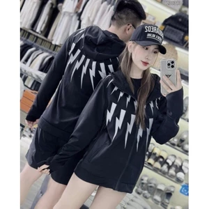 Áo Chống Nắng Oversize In Tia sét Quanh Cổ Hàng Poly Dày Dặn Chuẩn Chất Boy Phố Xịn