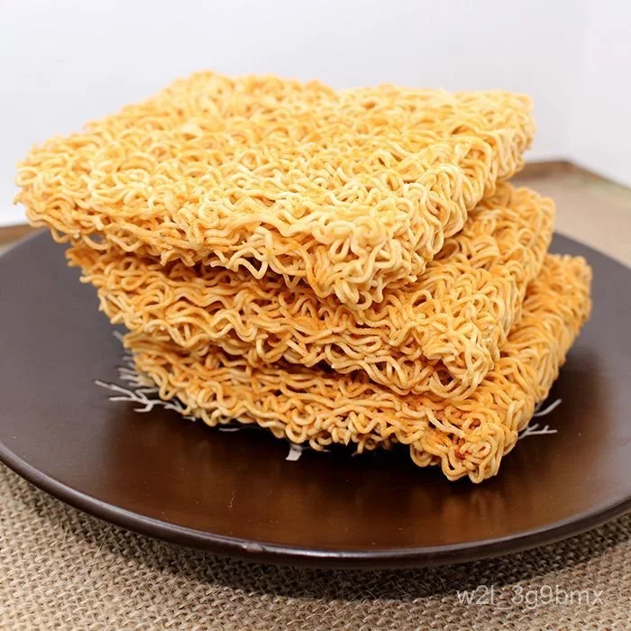 Mì Thổ Nhĩ Kỳ, mì khô giòn siêu cay, gói lớn mì ăn liền, cả hộp đồ ăn vặt, nhiều loại đồ ăn vặt thông thường, đồ ăn vặt