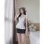 Set váy thời trang nữ diện đi chơi chất áo lụa mềm mịn tay ngắn cổ V rộng phối quần tuyết mưa dáng chữ A ngắn in bi Sho